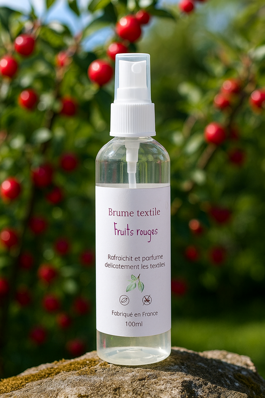 brume textile 2 fruits rouge maison-mousse